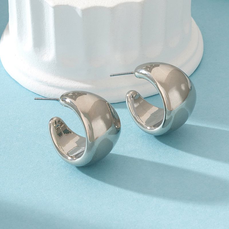 Fashion Silver Metallic C-shaped Earrings