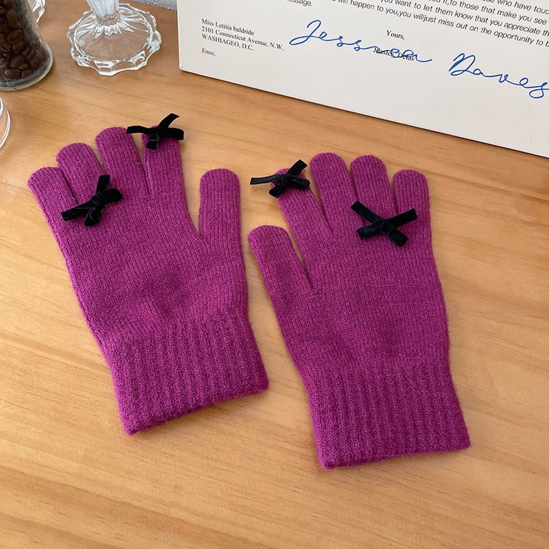 Fashion Ebony Color Wool Knitted Bow Five-finger Gloves