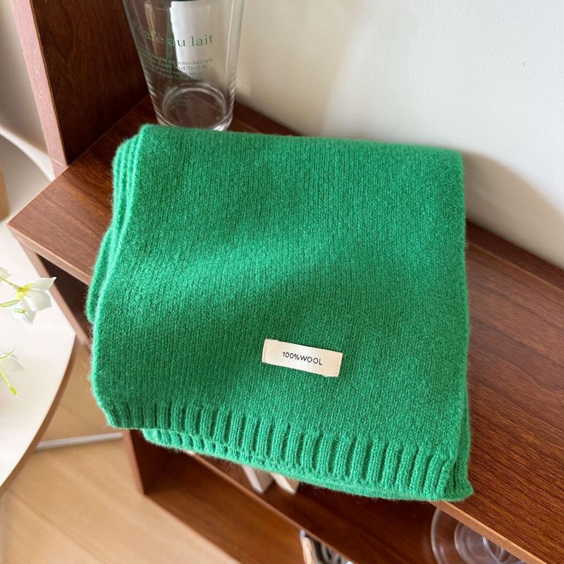 Fashion Green Polyester Label Knitted Scarf