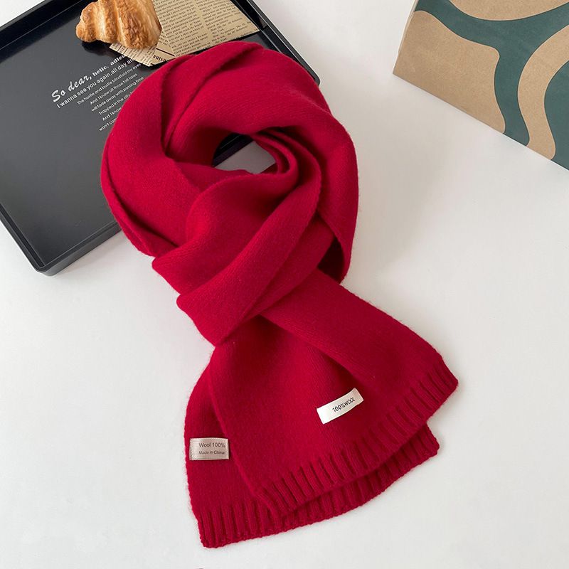 Fashion Red Wool Patch Knitted Scarf