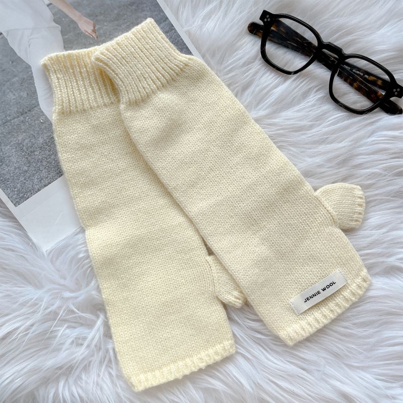Fashion White Extended Wristband Polyester Patch Knitted Half Finger Gloves