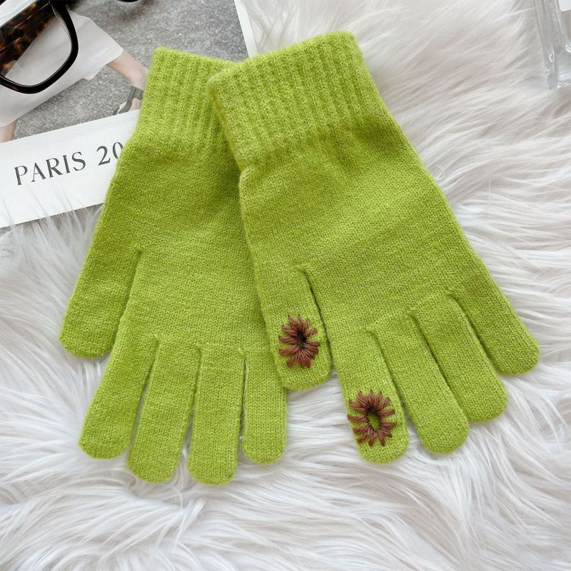Fashion Light Green Fingertip Flower Polyester Knitted Touchscreen Five-finger Gloves