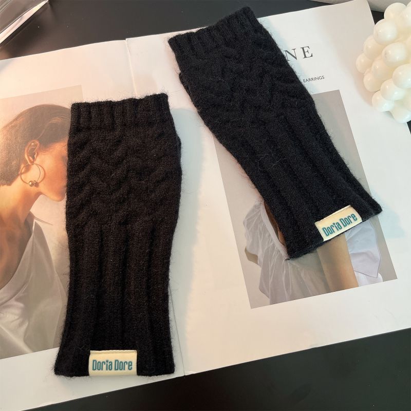 Fashion Black Fishtail Solid Color Wool Knitted Half Finger Gloves