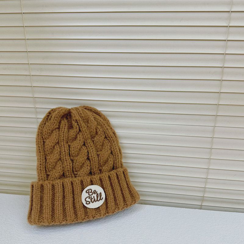 Fashion Camel Letter Patch Braided Knitted Children's Beanie