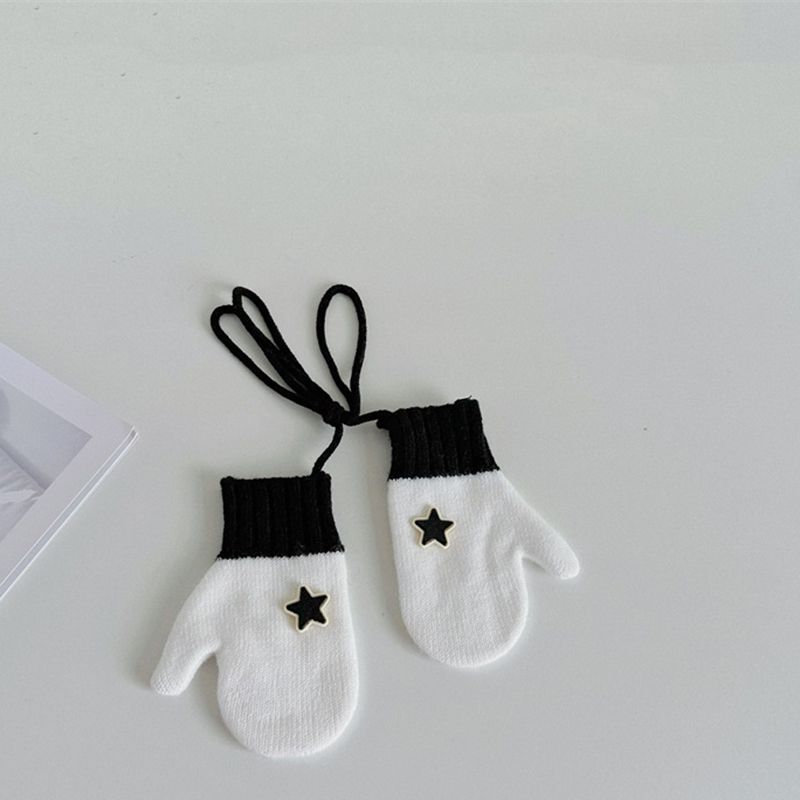 Fashion Black And White Stars Star Knitted Halterneck Mittens For Children