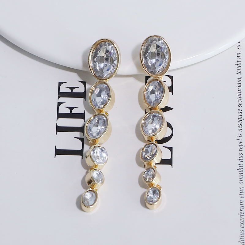 Fashion Gold Alloy Diamond Oval Earrings