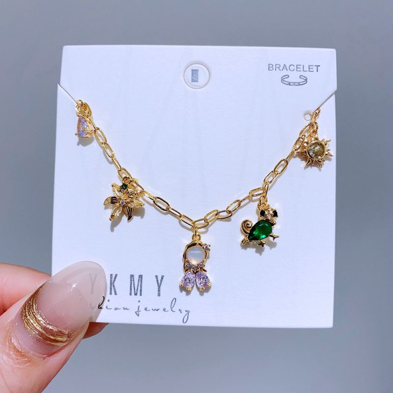 Fashion 6# Gold-plated copper geometric princess bracelet with diamonds Gold-plated copper geometric princess bracelet with diamonds