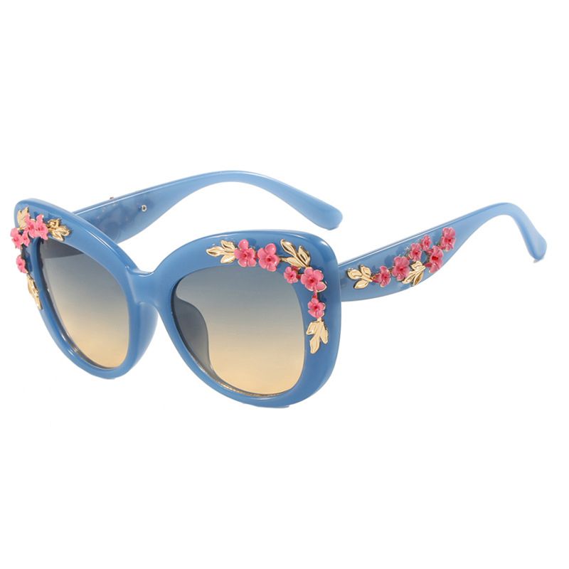 Fashion Blue Frame Fades To Gray Cat Eye Flower Sunglasses