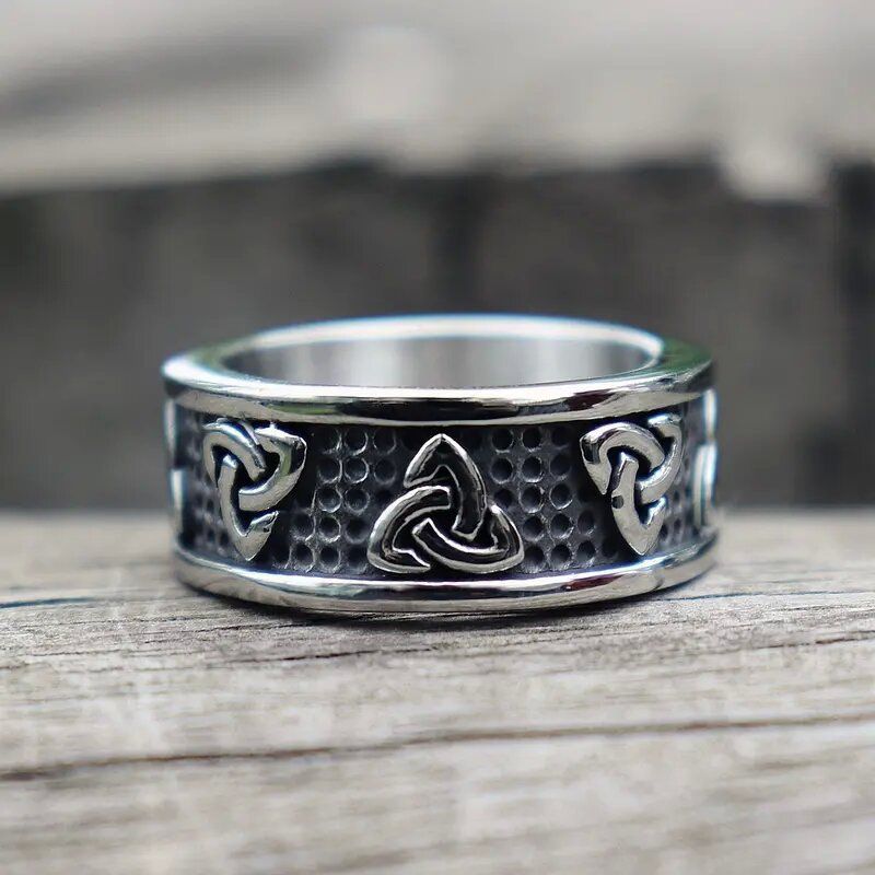 Fashion Silver Alloy Geometric Engraved Men's Ring
