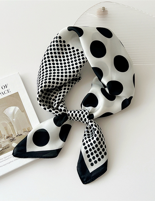 Fashion 4 Diagonal Polka Dots With White Background Cotton And Linen Printed Scarf