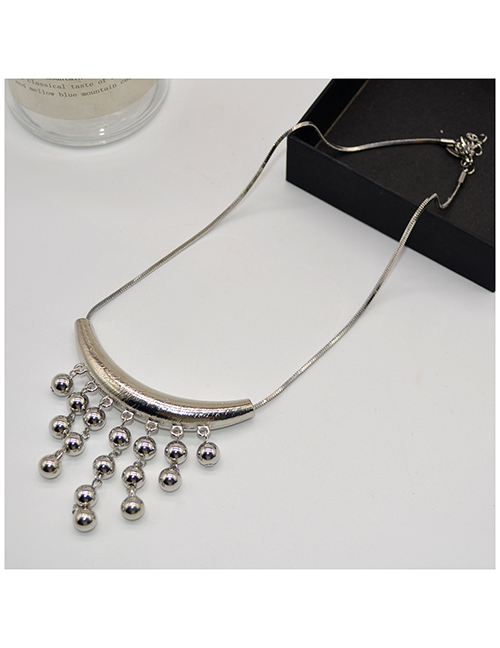 Fashion Silver Alloy Curved Ball Ball Tassel Necklace