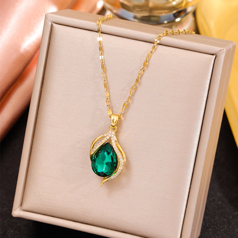 Fashion Gold Copper Inlaid Zirconium Drop-shaped Necklace