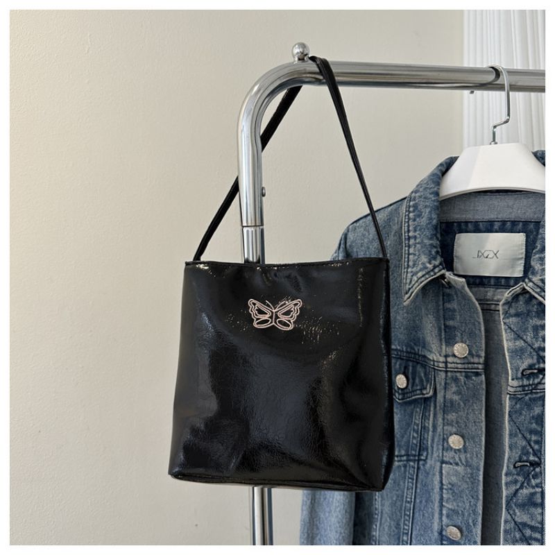 Fashion Butterfly Black Pu Large Capacity Shoulder Bag