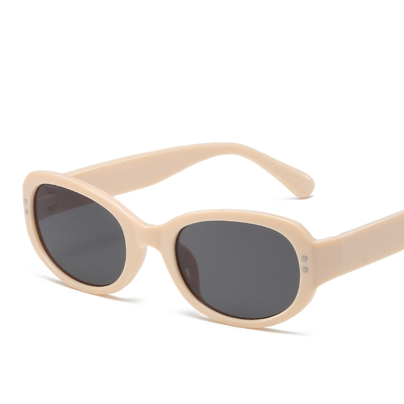 Fashion Ivory White All Gray Piece Oval Sunglasses
