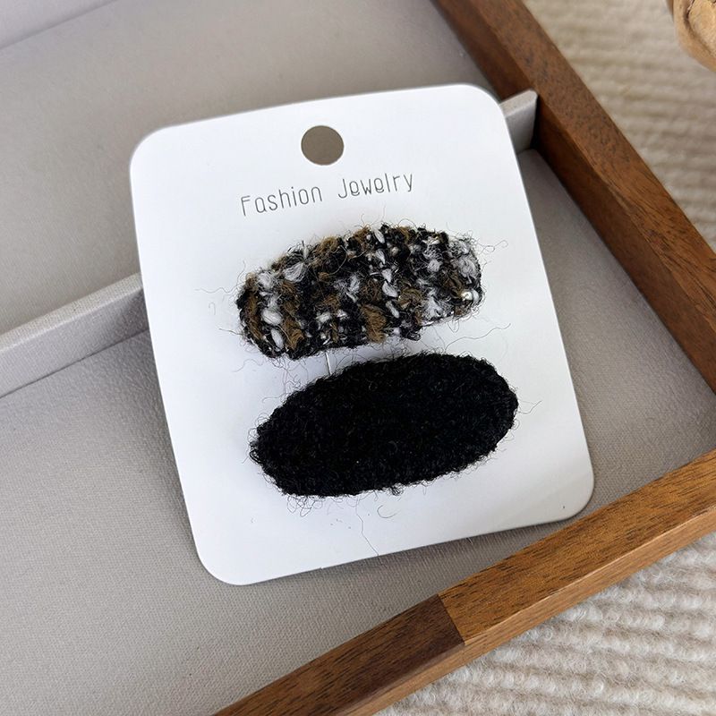 Fashion E Black Two Piece Set Fabric Knitted Oval Hair Clip Set