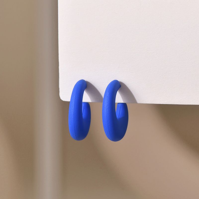 Fashion Blue Acrylic Spray Painted C-shaped Earrings