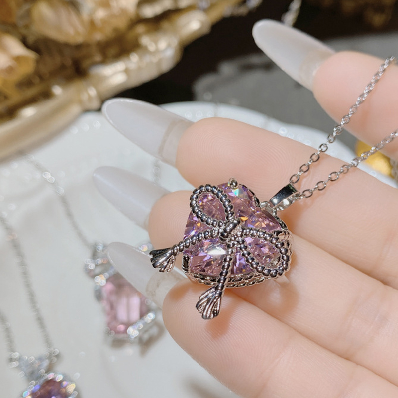 Fashion 4# Copper Diamond Bow Love Necklace