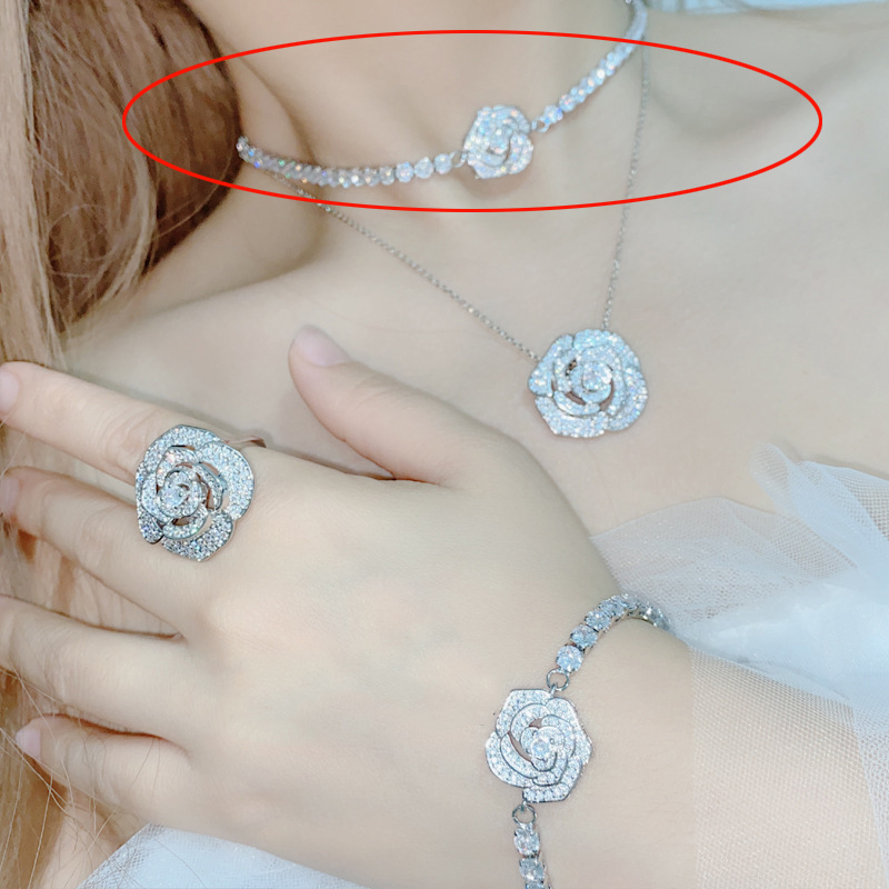 Fashion Necklace Is About 34+5 Metal Zirconium Flower Necklace