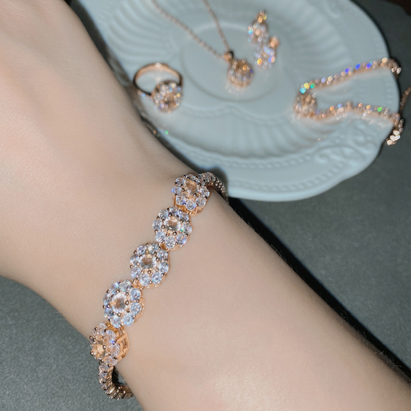 Fashion Bracelet C Type Morganite Copper Diamond Daisy Bracelet