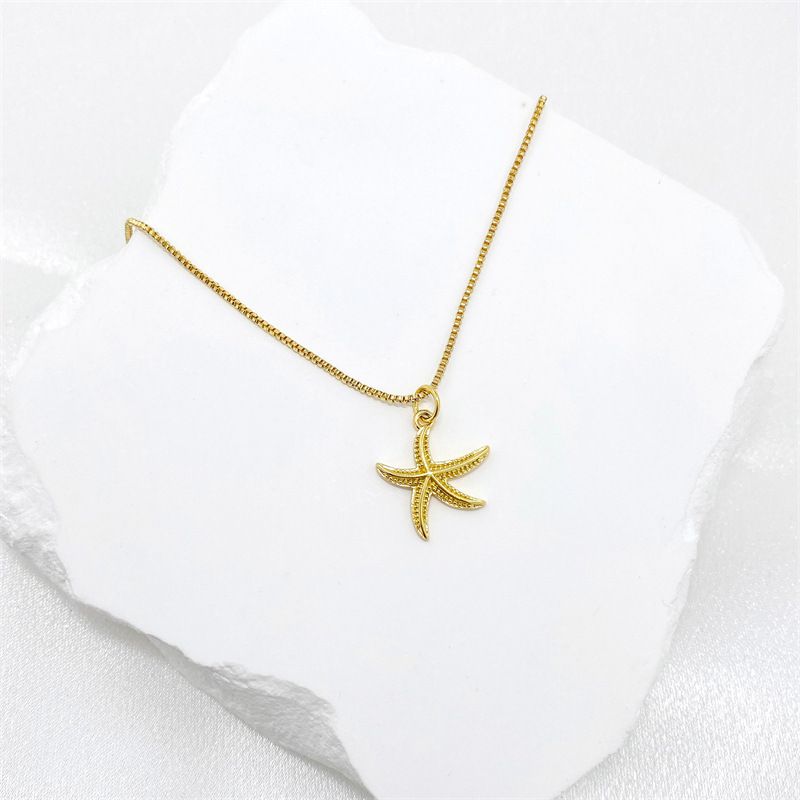 Fashion Gold Gold Plated Copper Starfish Necklace With Diamonds