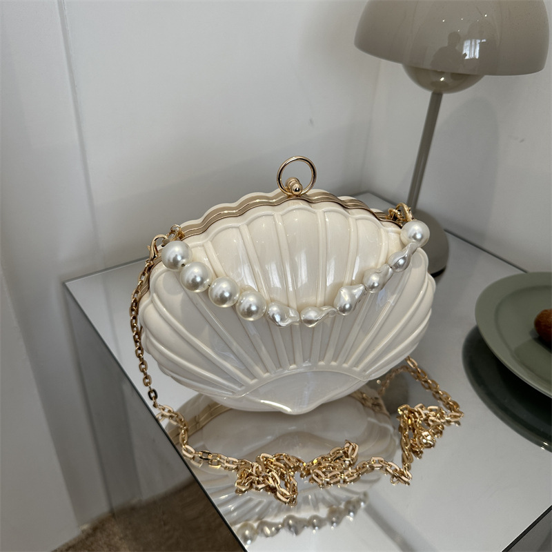 Fashion Off White Pearl Beaded Acrylic Shell Clip Crossbody Bag