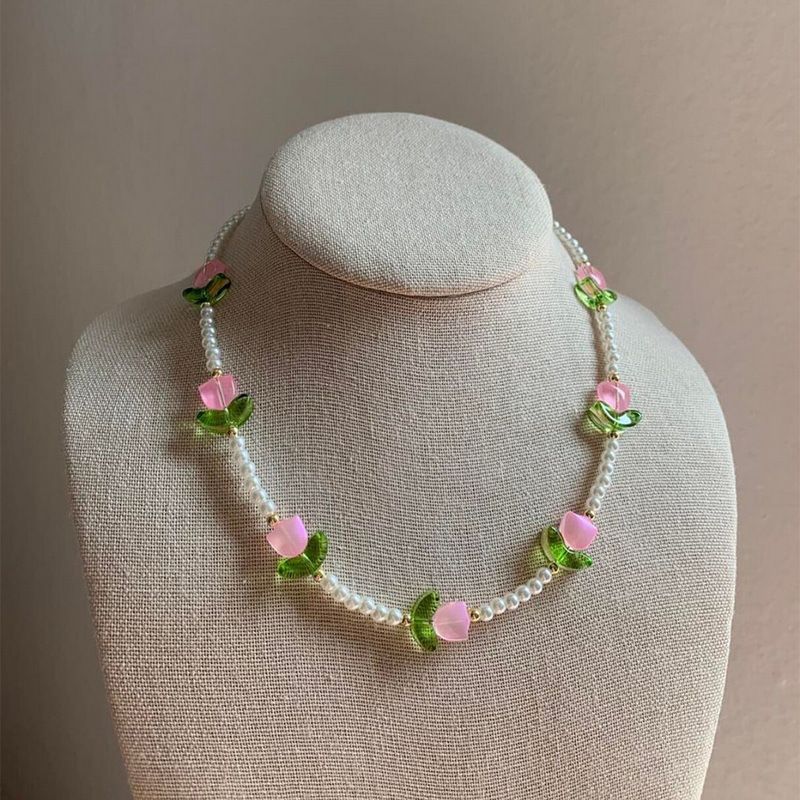 Fashion #1 Necklace Pearl Tulip Beaded Necklace