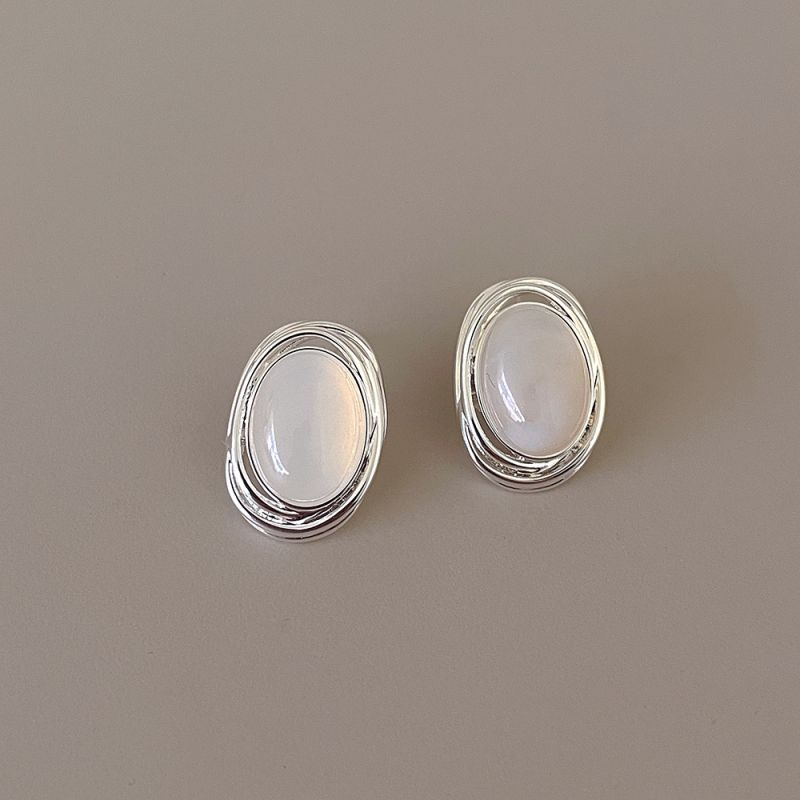 Fashion Silver Opal Earrings Metal Oval Opal Stud Earrings