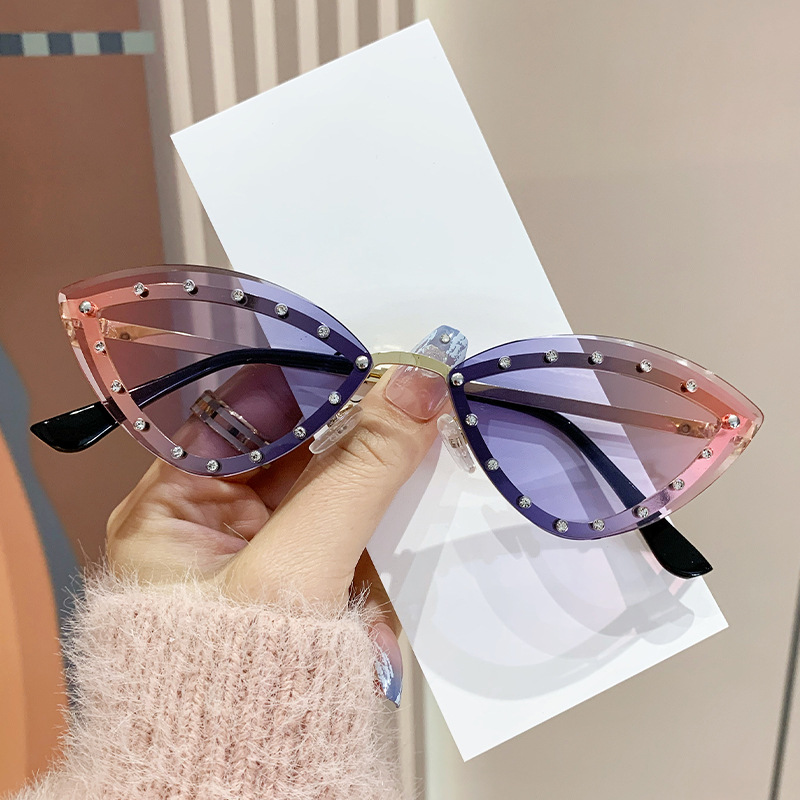 Fashion Gold Framed Blue Powder Tablet Pc Diamond Cat Eye Sunglasses
