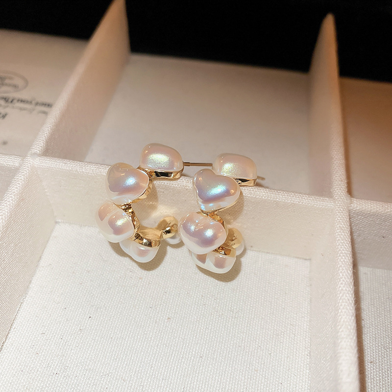 Fashion Gold Geometric Pearl Heart C-shaped Earrings