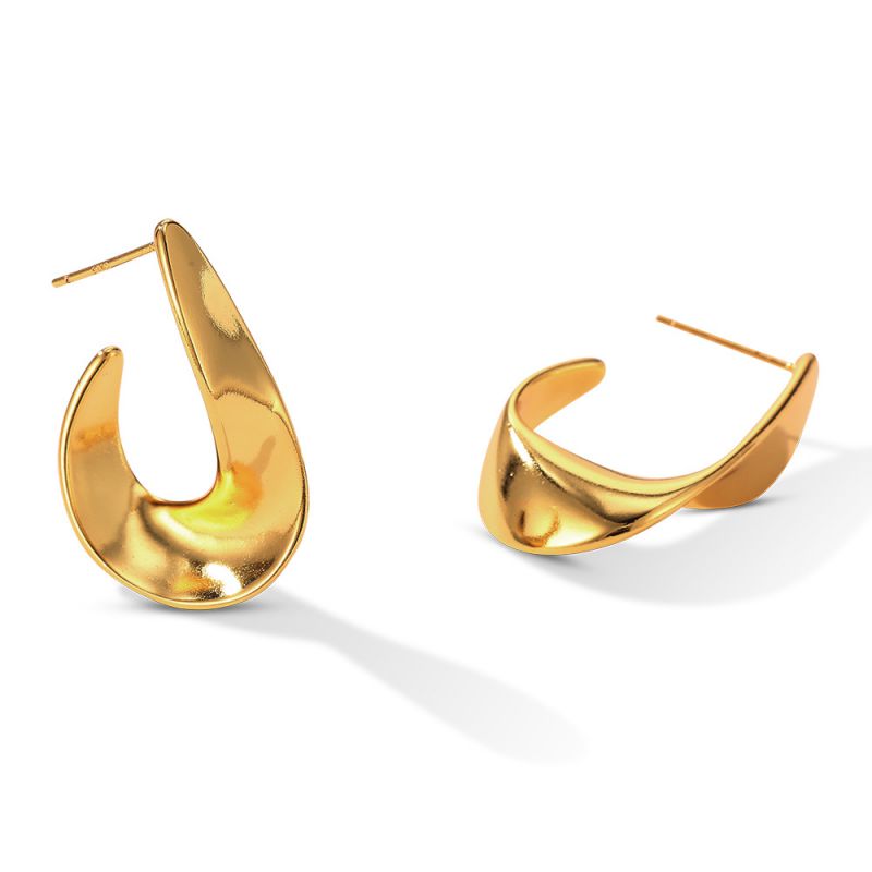 Fashion Gold Color Gold-plated Copper Geometric Shaped Earrings