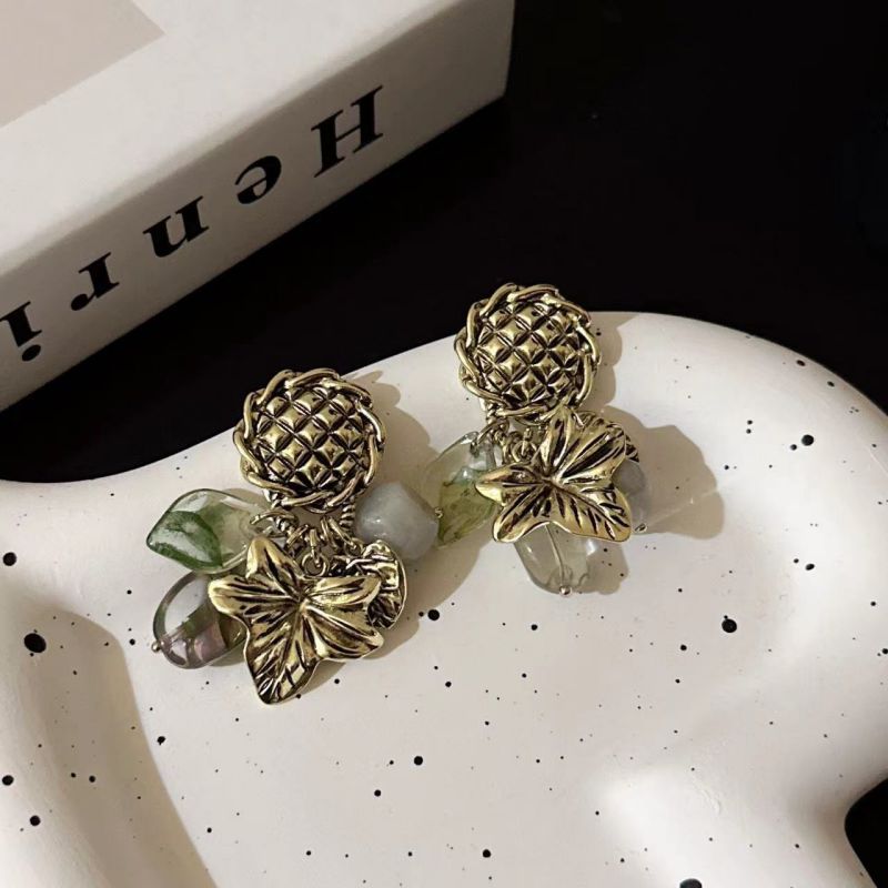 Fashion Gold Metal Glazed Leaf Earrings