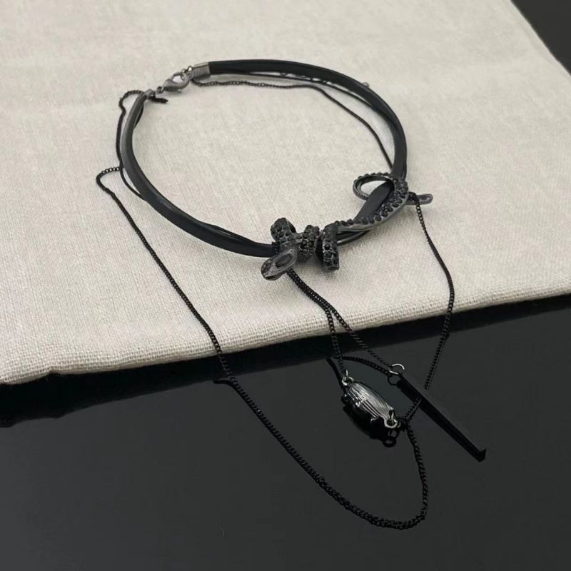 Fashion Black Geometric Snake Wrap Necklace