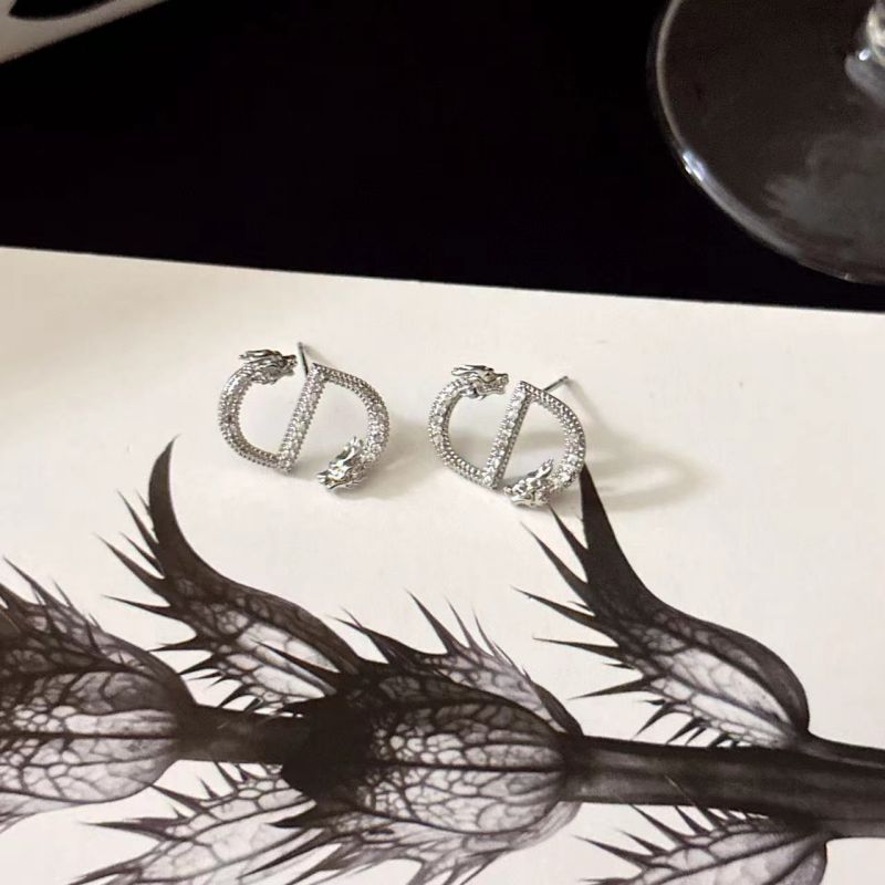 Fashion Silver Copper Inlaid Alphabet Dragon -shaped Earrings