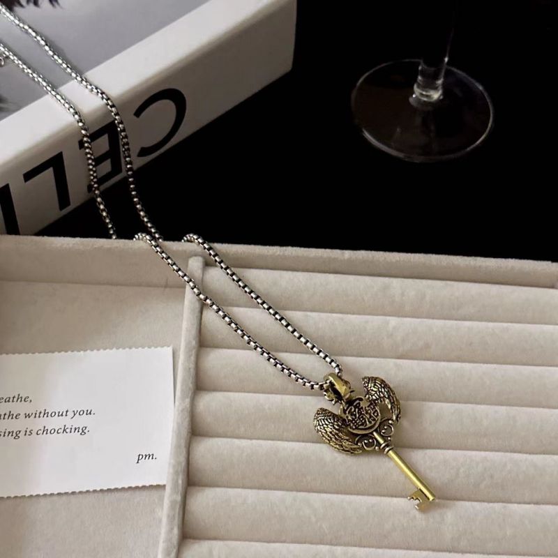 Fashion Silver Alloy Wings Key Necklace
