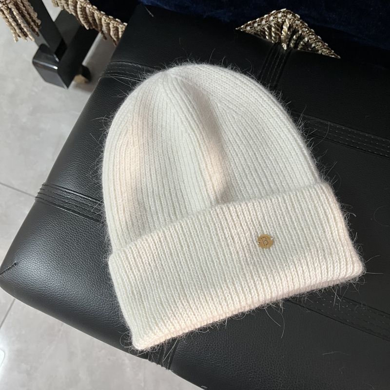 Fashion White Real Rabbit Fur Premium Version Rabbit Fur Knitted Beanie With Metal Letter Buckle