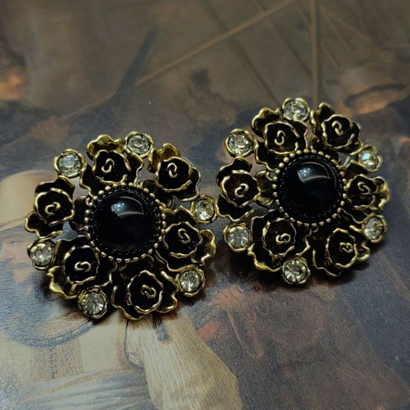 Fashion Black Pair Geometric Diamond Flower Stud Earrings