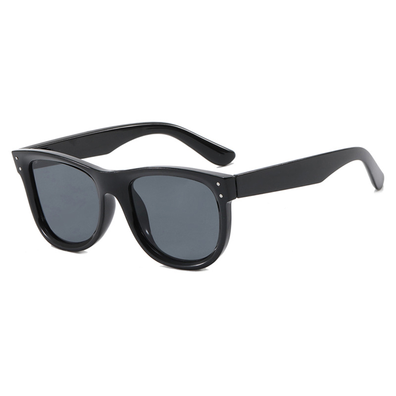 Fashion Black Frame Gray Film Rice Nail Large Frame Sunglasses