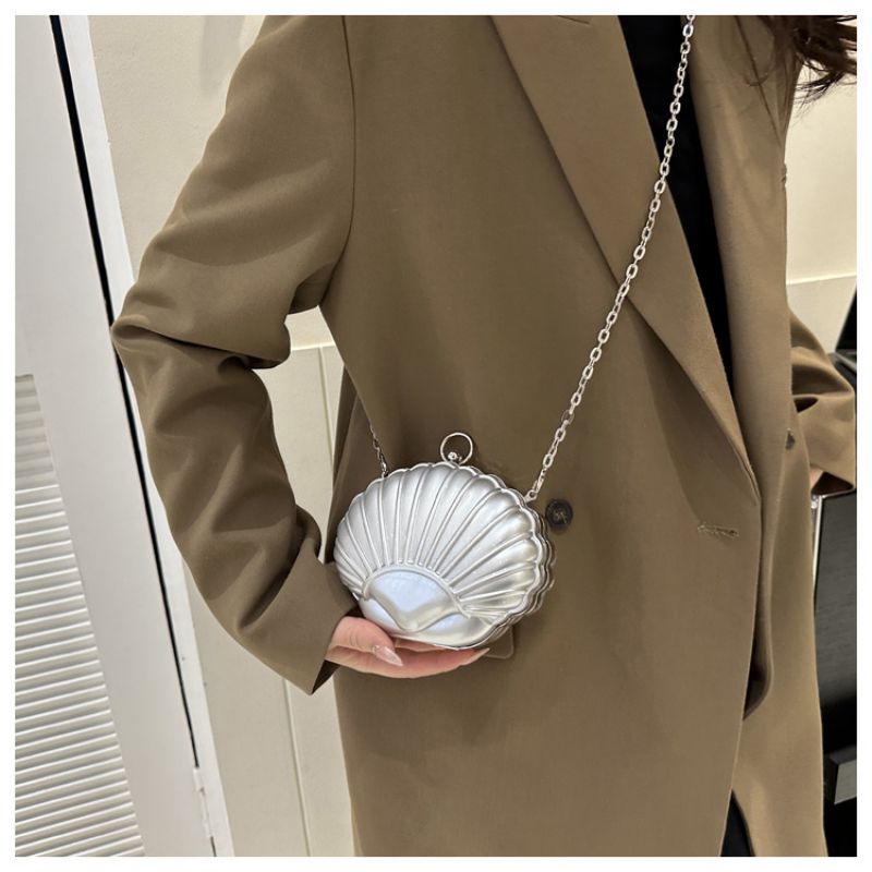 Fashion Small Silver Acrylic Shell Crossbody Bag