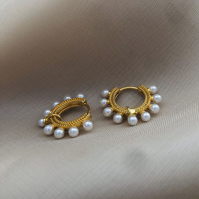 Fashion Gold Copper Inlaid Pearl Round Earrings