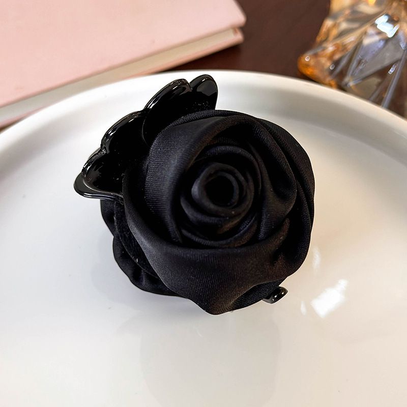 Fashion C Black Flowers Fabric Flower Clip