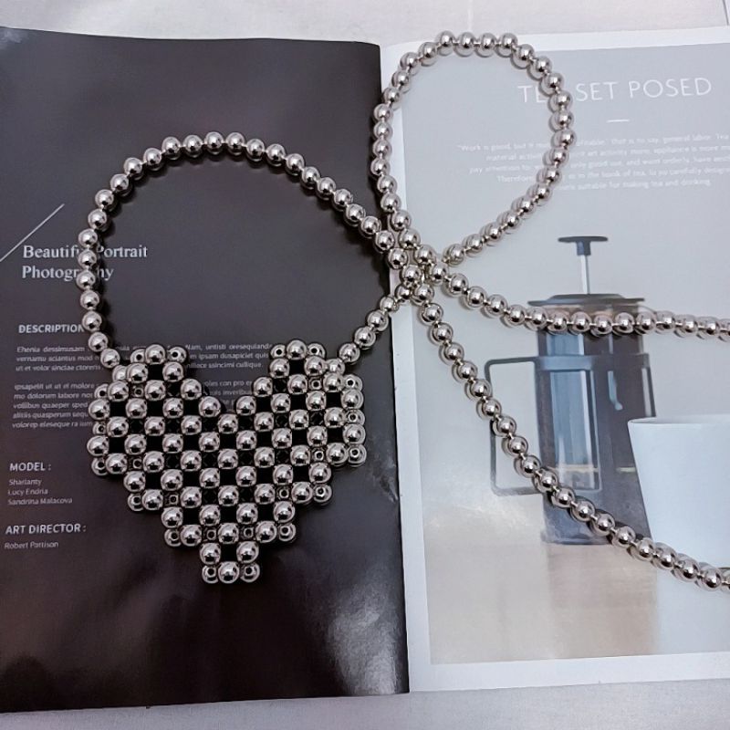 Fashion Silver And Black Double-sided Acrylic Geometric Beaded Love Crossbody Bag