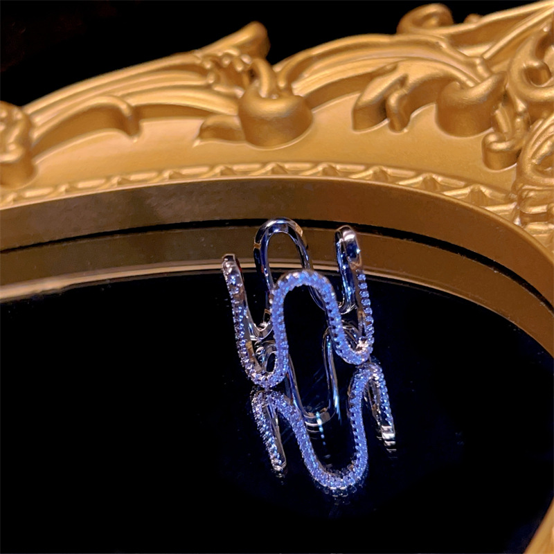 Fashion Silver Copper Diamond Corrugated Curve Ring