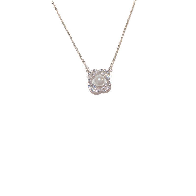 Fashion Silver Copper Inlaid Zirconium Flower Pearl Necklace
