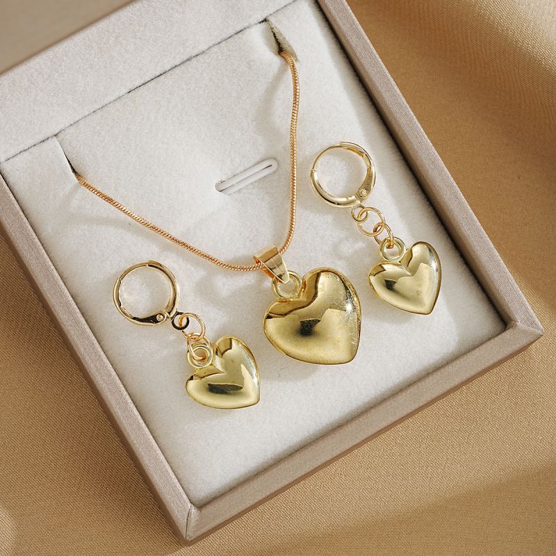 Fashion 1# Alloy Love Necklace And Earrings Set