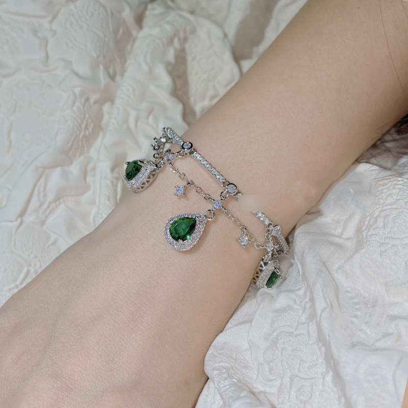 Fashion Green Spinel Bracelet Copper And Diamond Drop-shaped Bracelet