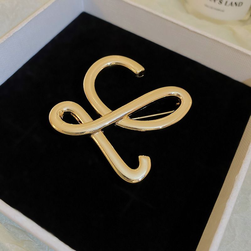 Fashion Brooch-gold Glossy Alloy Letters Twisted Brooch