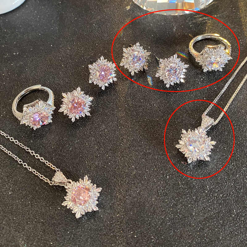 Fashion 4# Gold-plated Copper Diamond Snowflake Ring Stud Earrings Pendant Set