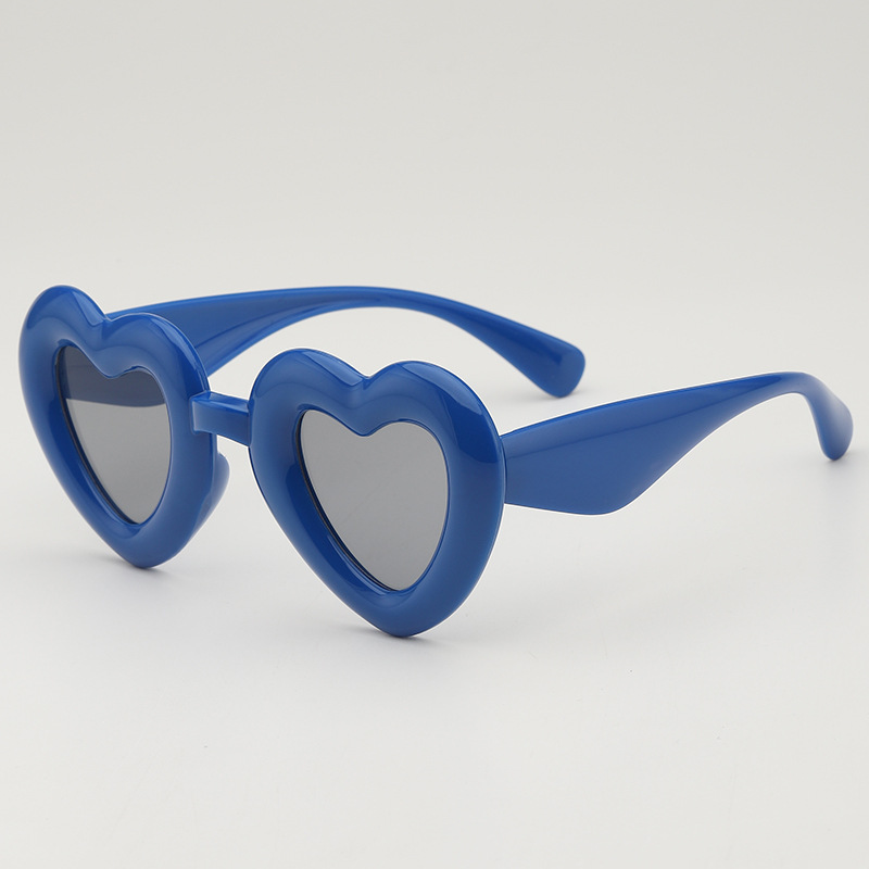 Fashion Blue Frame Gray Film Ac Heart Sunglasses