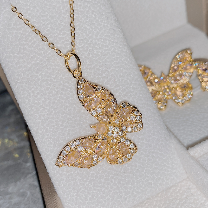 Fashion [large Size] Powder Without Chain Copper Diamond Butterfly Pendant