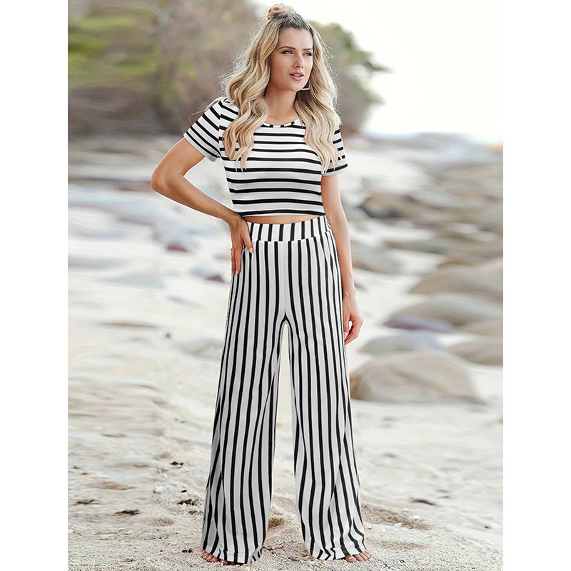 Fashion Black And White Stripes Striped Crew Neck Short-sleeved Trousers Suit